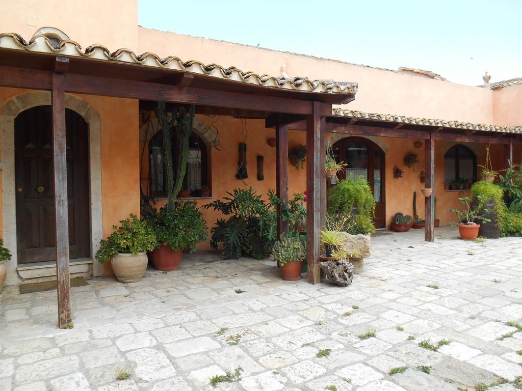 Oasi Rupestre Villa Montescaglioso Habitación foto